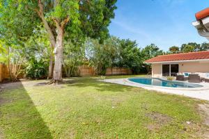 600 Southwest 3rd Street Boca Raton, FL 33486 - Photo 27 of 29 Pool & Backyard