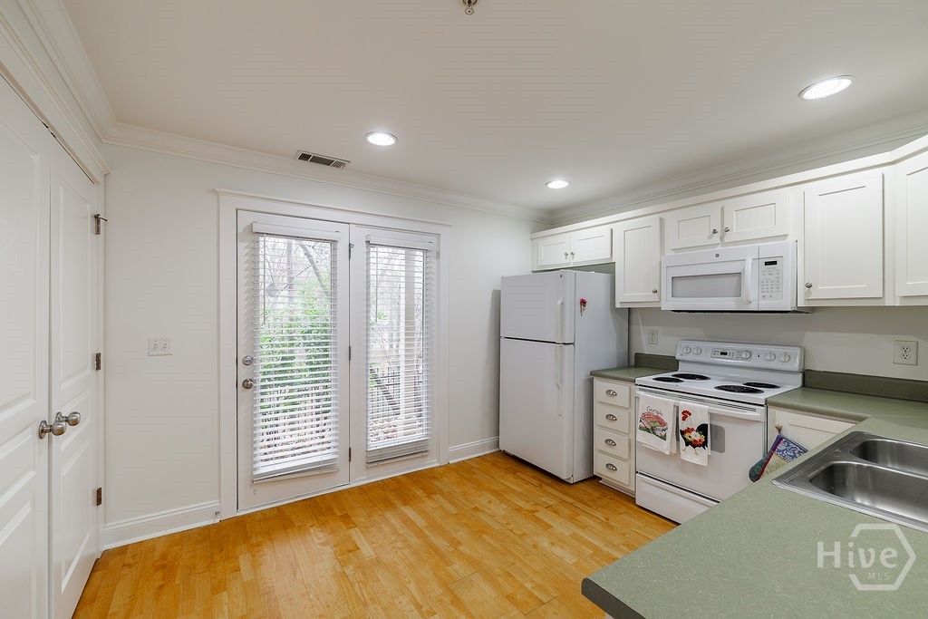 490 South Barnett Shoals Road, Unit 207 Athens, GA 30605 - Photo 12 of 31