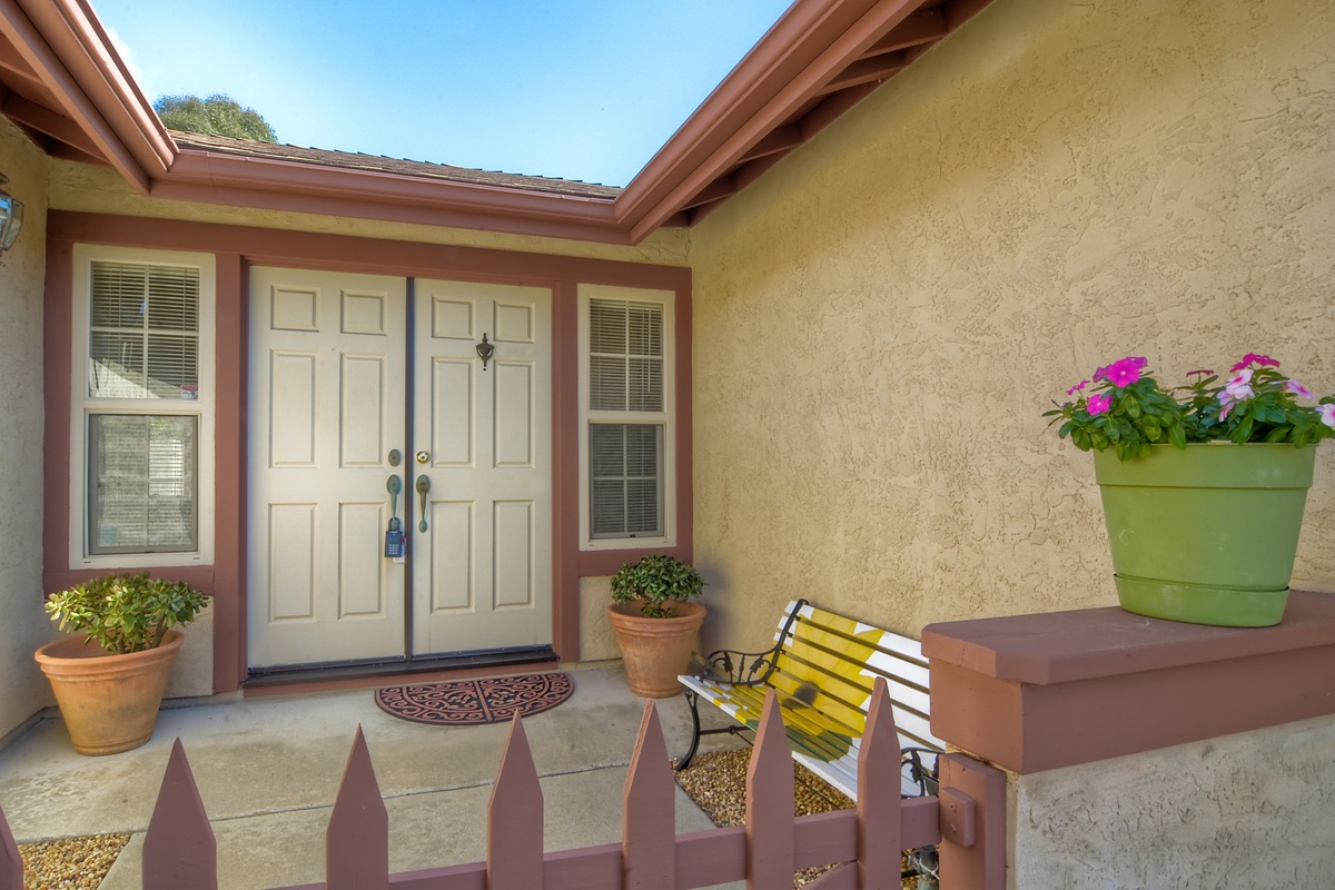3548 Windsor Road Oceanside, CA 92056 - Photo 2 of 25