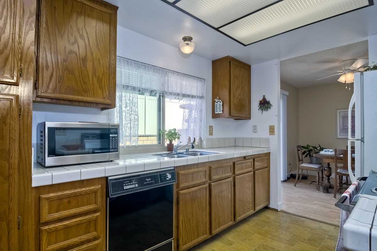 3548 Windsor Road Oceanside, CA 92056 - Photo 11 of 25