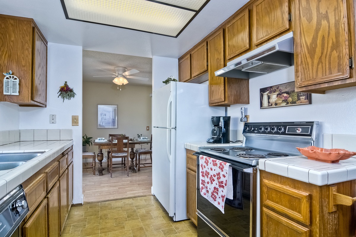 3548 Windsor Road Oceanside, CA 92056 - Photo 12 of 25