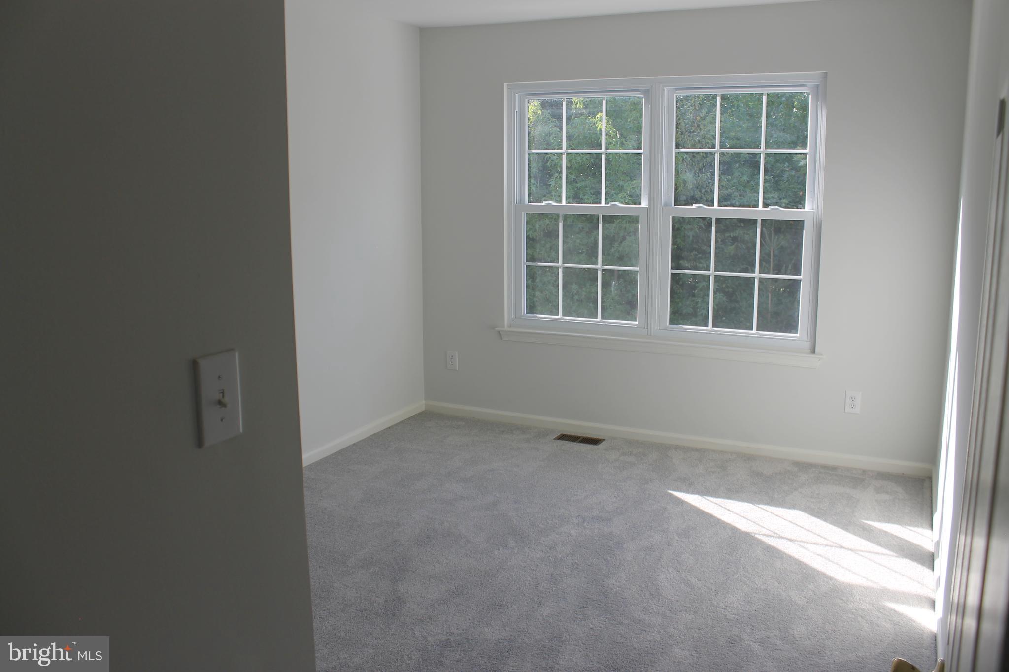 94 Warwick Road Princeton Junction, NJ 08550 - Photo 16 of 27