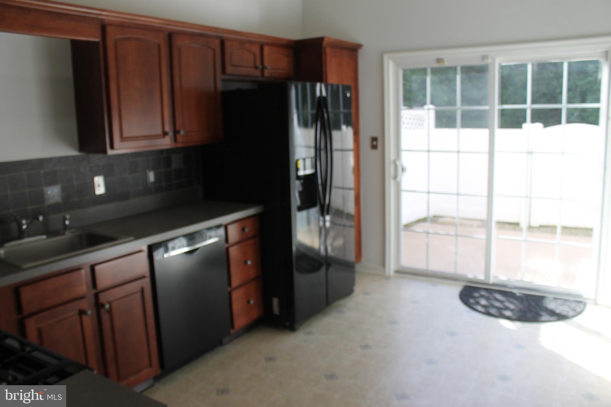 94 Warwick Road Princeton Junction, NJ 08550 - Photo 6 of 27