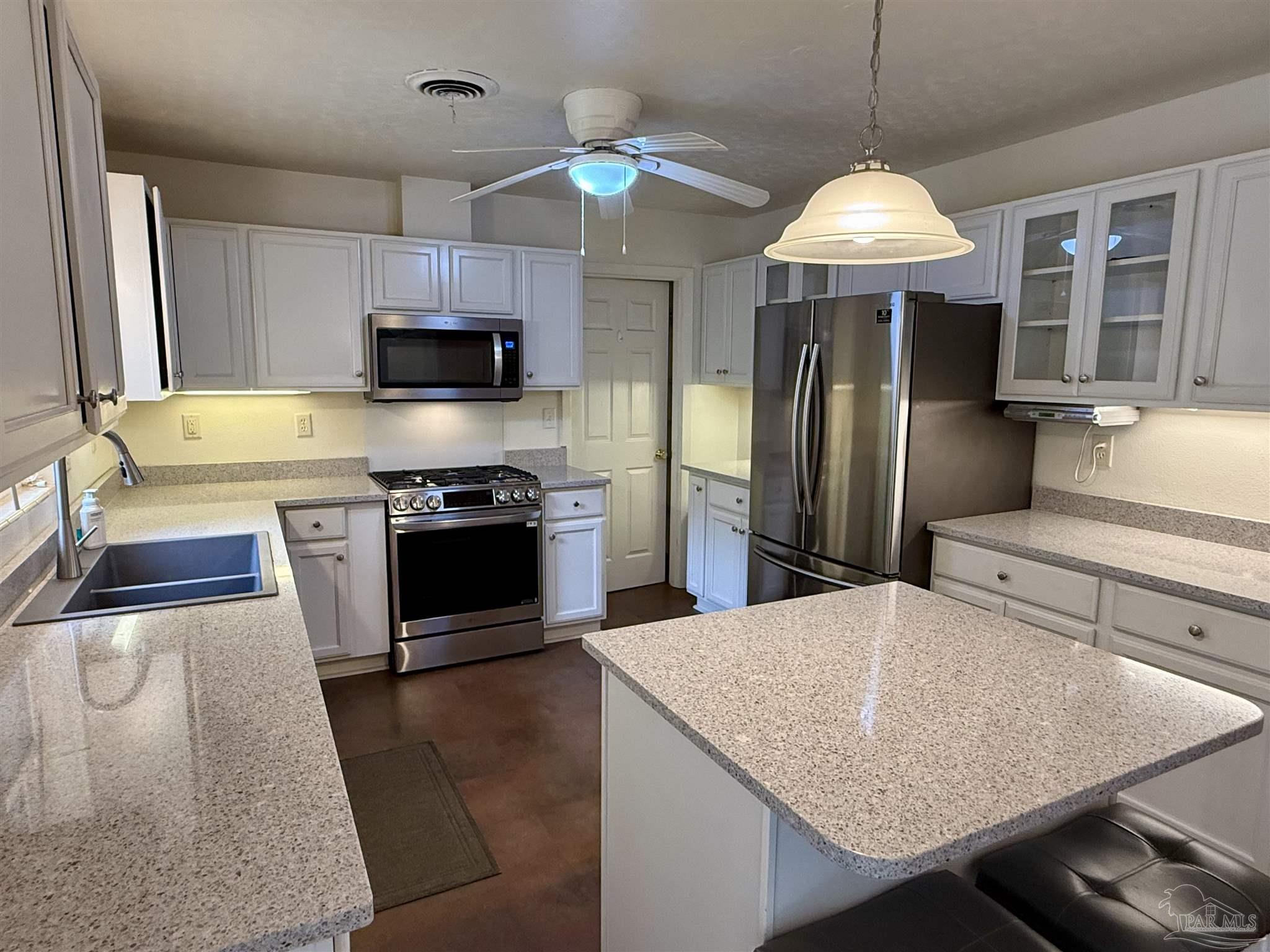 111 Euclid Road Pensacola, FL 32503 - Photo 33 of 71