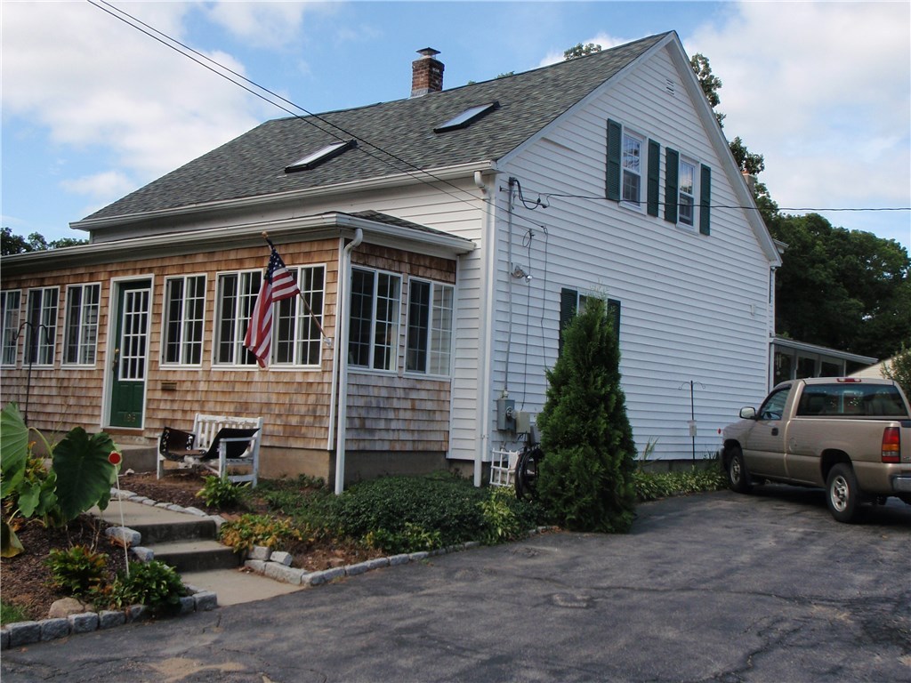 196 Knotty Oak Road Coventry, RI 02816 - Photo 2 of 27