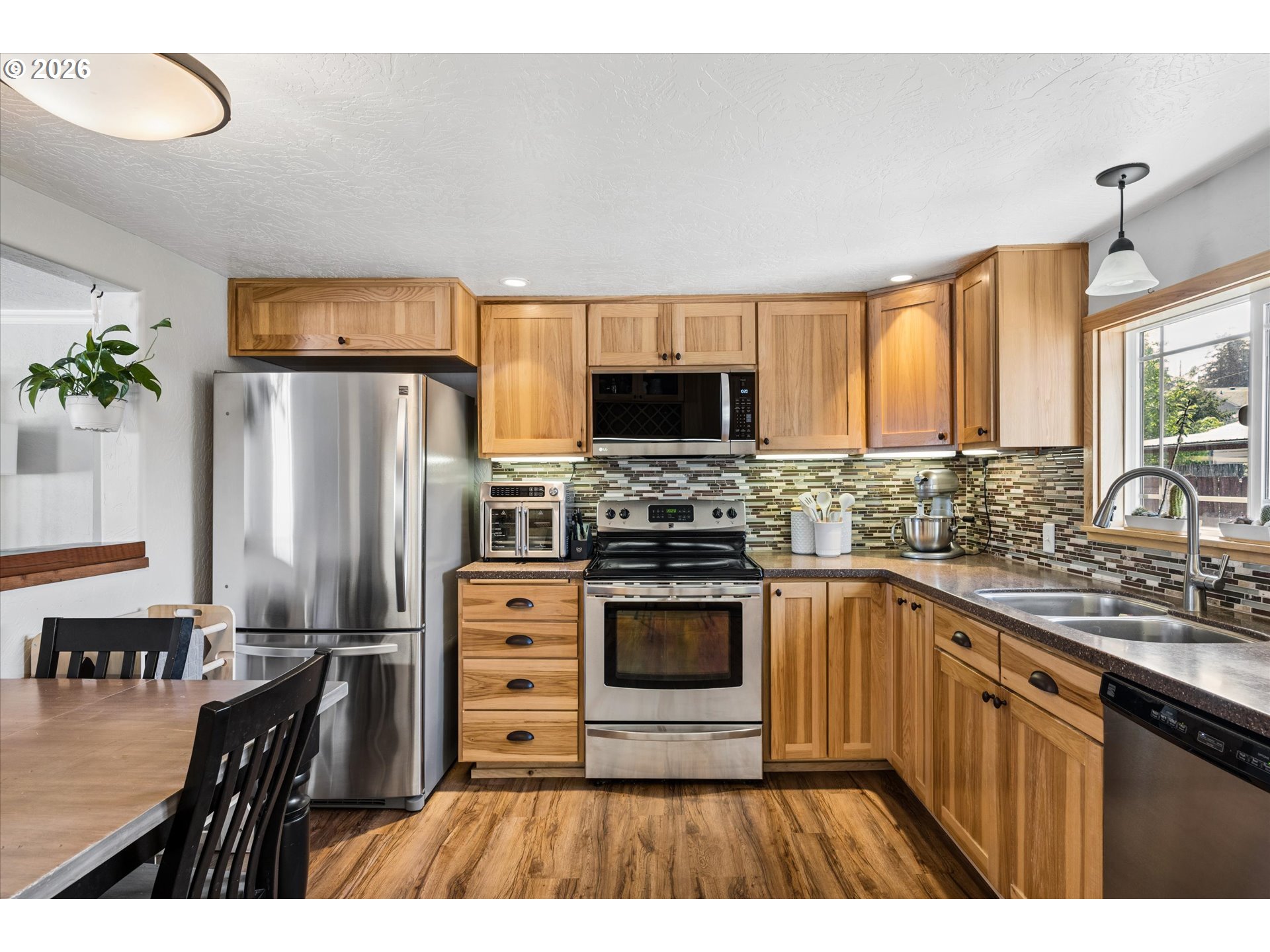 4725 Daisy Street Springfield, OR 97478 - Photo 11 of 43