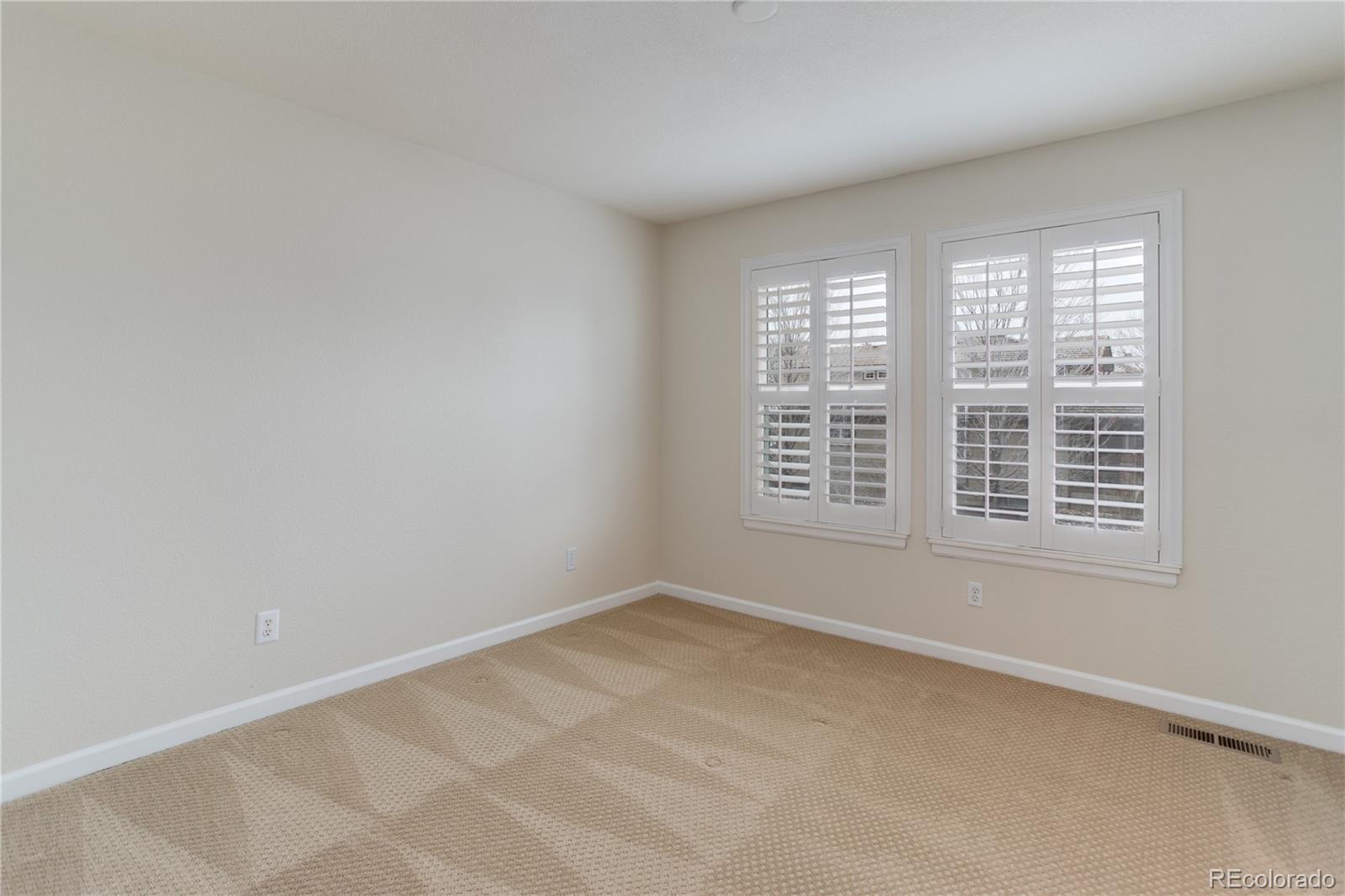 2200 Creekside Point Highlands Ranch, CO 80129 - Photo 27 of 39