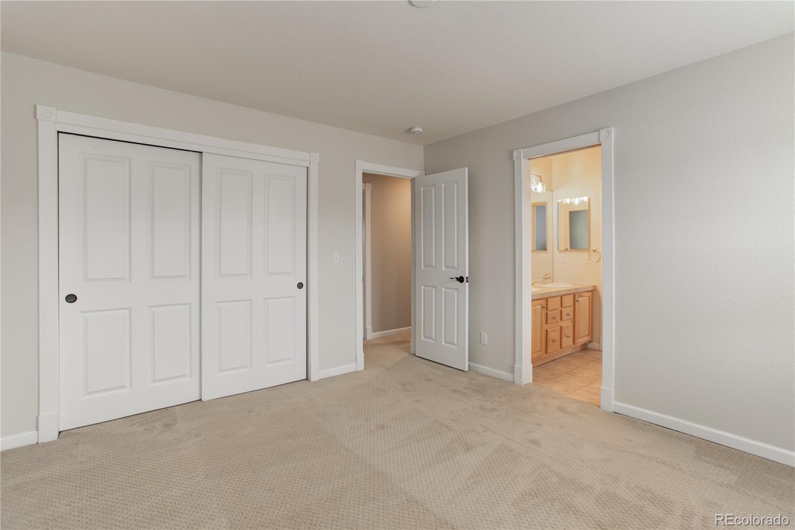 2200 Creekside Point Highlands Ranch, CO 80129 - Photo 29 of 39