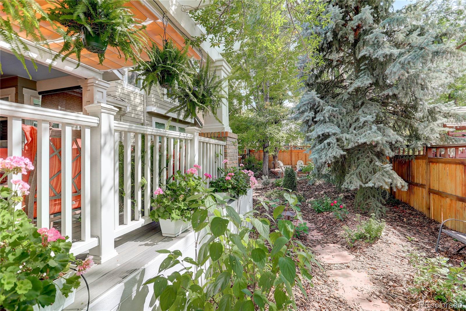 2200 Creekside Point Highlands Ranch, CO 80129 - Photo 34 of 39