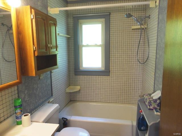9157 Bunkum Road Fairview Heights, IL 62208 - Photo 13 of 38 Gallery Image 13