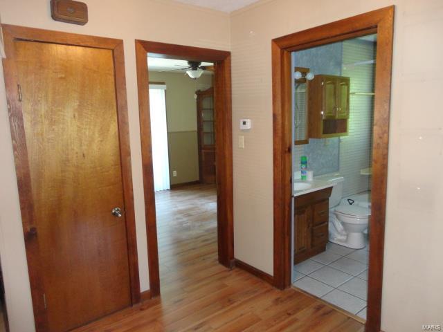 9157 Bunkum Road Fairview Heights, IL 62208 - Photo 10 of 38 Gallery Image 10