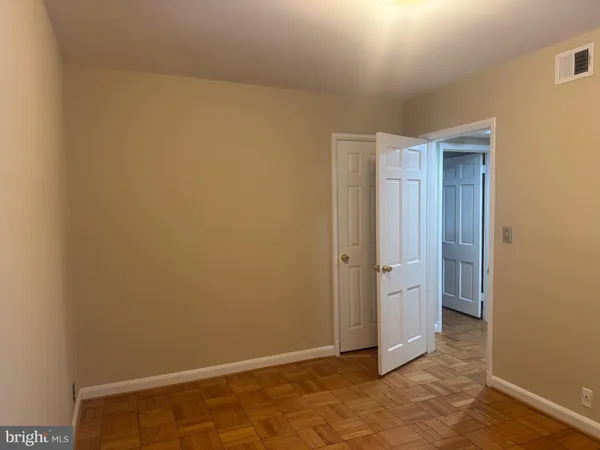 $4,500 | 3531 39th Street Northwest, Unit A499, Washington, DC 20016