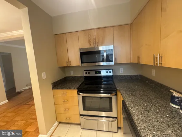 $4,500 | 3531 39th Street Northwest, Unit A499, Washington, DC 20016