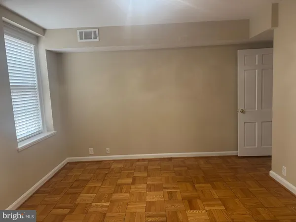 $4,500 | 3531 39th Street Northwest, Unit A499, Washington, DC 20016
