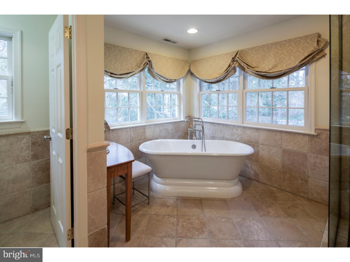 400 Fishers Road Bryn Mawr, PA 19010 - Photo 17 of 25 Gallery Image 17