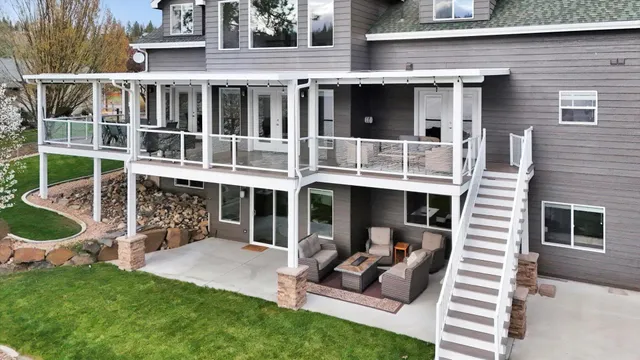 $1,799,500 | 6625 Long Lake Drive, Nine Mile Falls, WA 99026