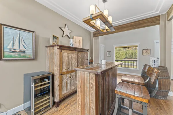 $1,799,500 | 6625 Long Lake Drive, Nine Mile Falls, WA 99026