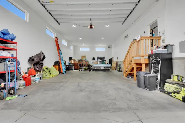 $1,799,500 | 6625 Long Lake Drive, Nine Mile Falls, WA 99026