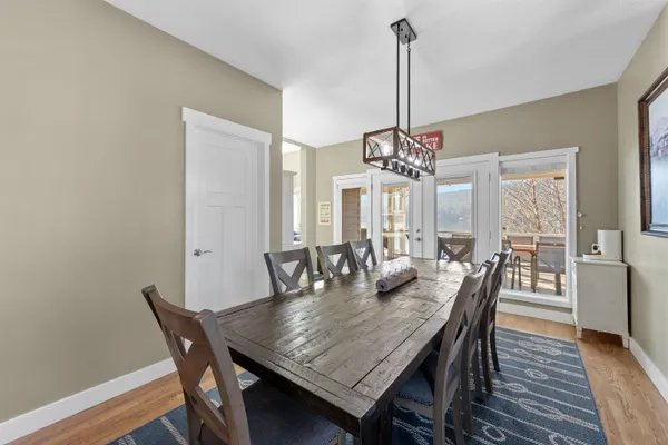 $1,799,500 | 6625 Long Lake Drive, Nine Mile Falls, WA 99026