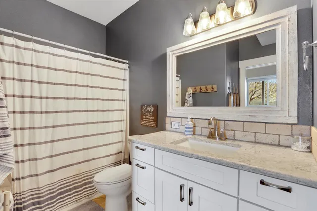 $1,799,500 | 6625 Long Lake Drive, Nine Mile Falls, WA 99026