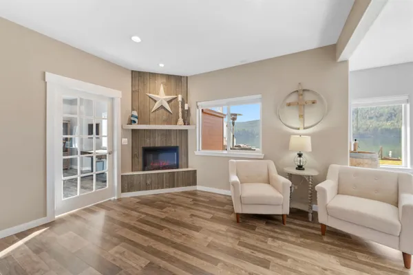 $1,799,500 | 6625 Long Lake Drive, Nine Mile Falls, WA 99026