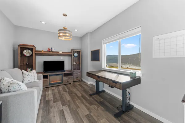 $1,799,500 | 6625 Long Lake Drive, Nine Mile Falls, WA 99026