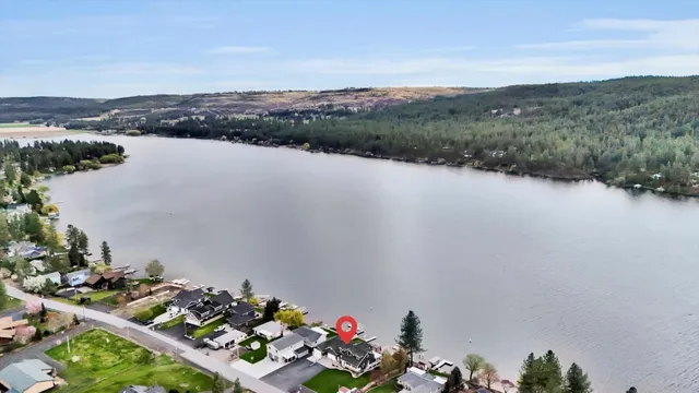 $1,799,500 | 6625 Long Lake Drive, Nine Mile Falls, WA 99026