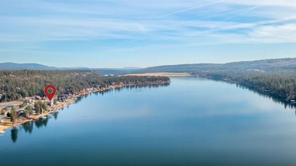 $1,799,500 | 6625 Long Lake Drive, Nine Mile Falls, WA 99026