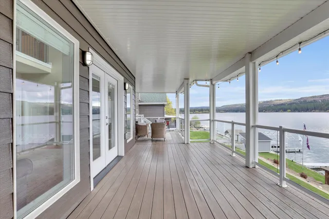 $1,799,500 | 6625 Long Lake Drive, Nine Mile Falls, WA 99026