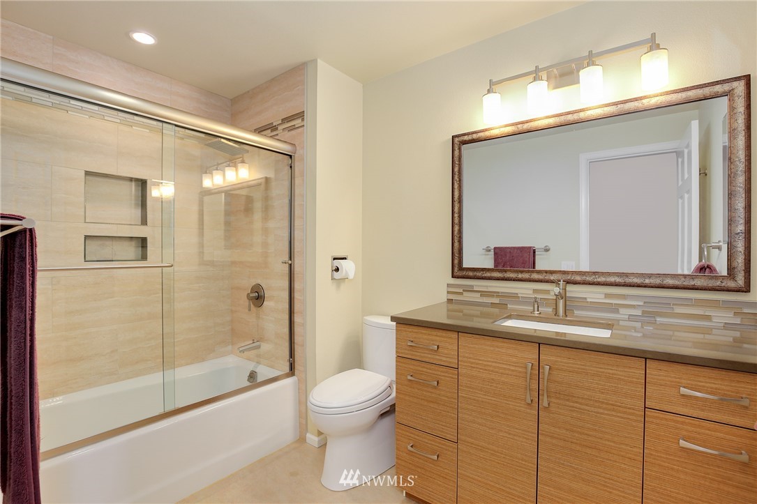 5532 South Langston Road Seattle, WA 98178 - Photo 12 of 25 Gallery Image 12