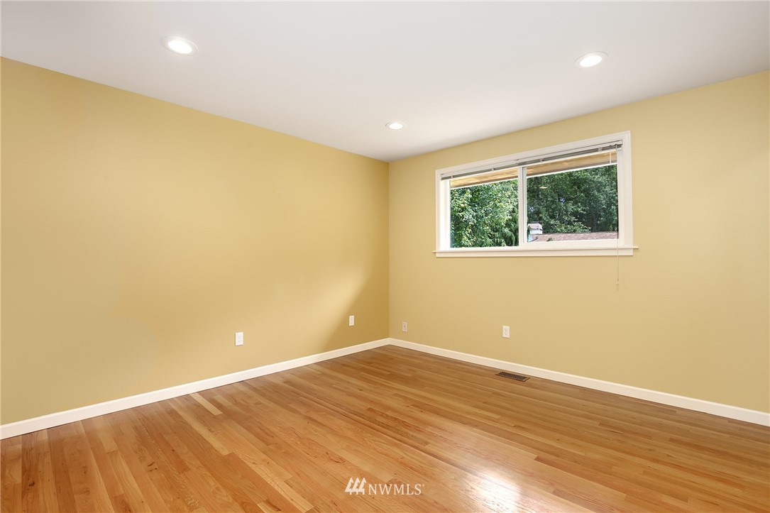 5532 South Langston Road Seattle, WA 98178 - Photo 13 of 25 Gallery Image 13