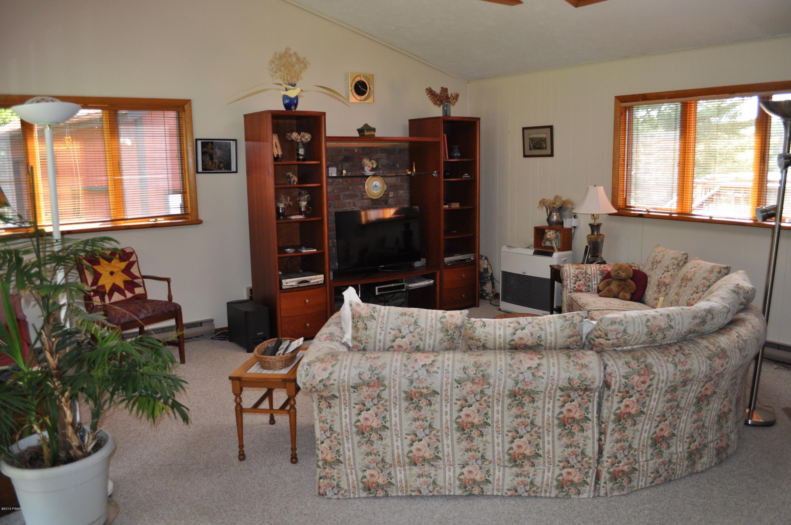 361 Springbrook Road Shohola, PA 18458 - Photo 8 of 30 FAMILY ROOM