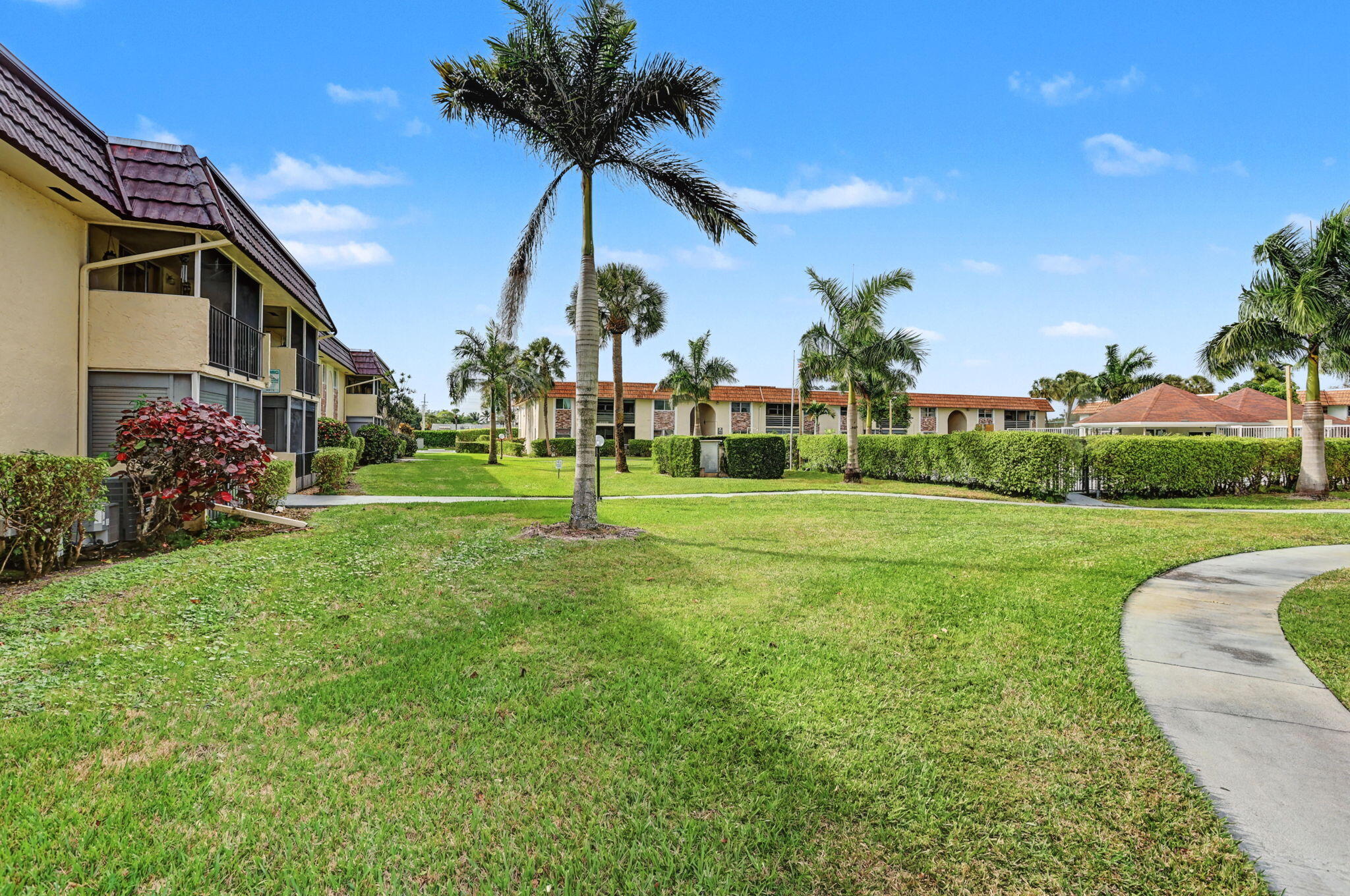 22805 Southwest 66th Avenue, Unit 206 Boca Raton, FL 33428 - Photo 3 of 23 1-web-or-mls-0E2A8095