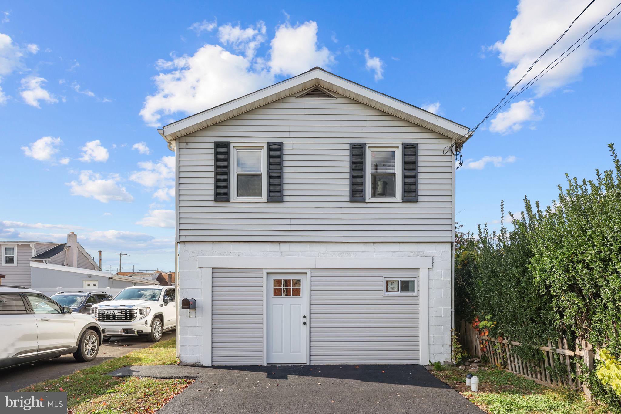 111 Walnut Avenue Croydon, PA 19021 - Photo 2 of 18 1 Car Driveway Parking