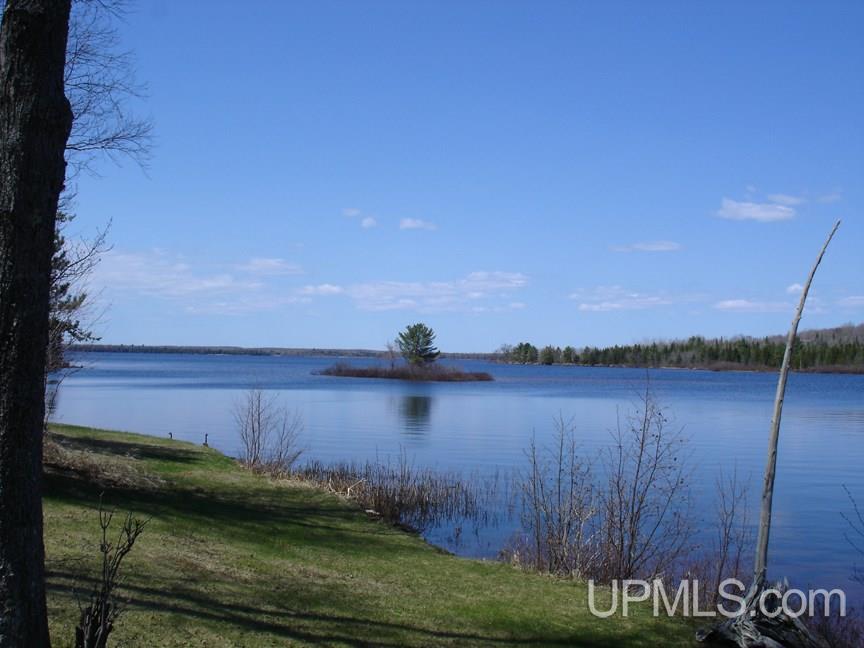 1804 West Co Road Gulliver, MI 49840 - Photo 7 of 29