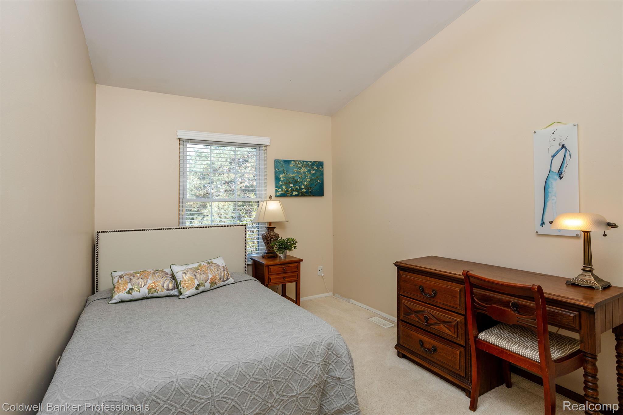 22353 Peach Tree Novi, MI 48375 - Photo 22 of 35 Gallery Image 22