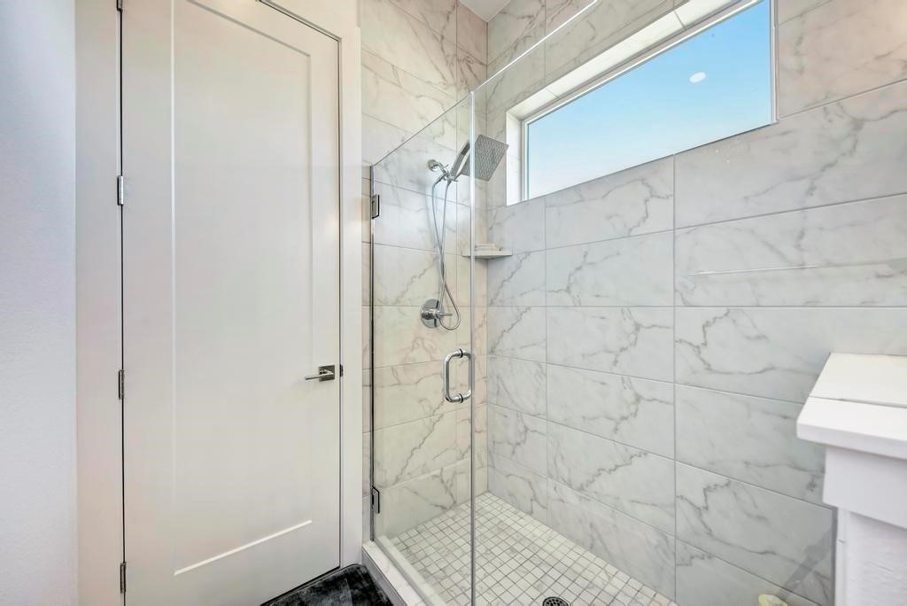 2050 Lohmans Spur Road, Unit 703 Lakeway, TX 78734 - Photo 12 of 14 Many upgrades in this fabulous unit