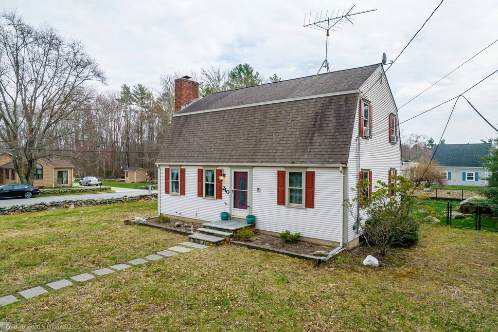 210 Hathaway Road Acushnet, MA 02743 - Photo 32 of 34 Gallery Image 32