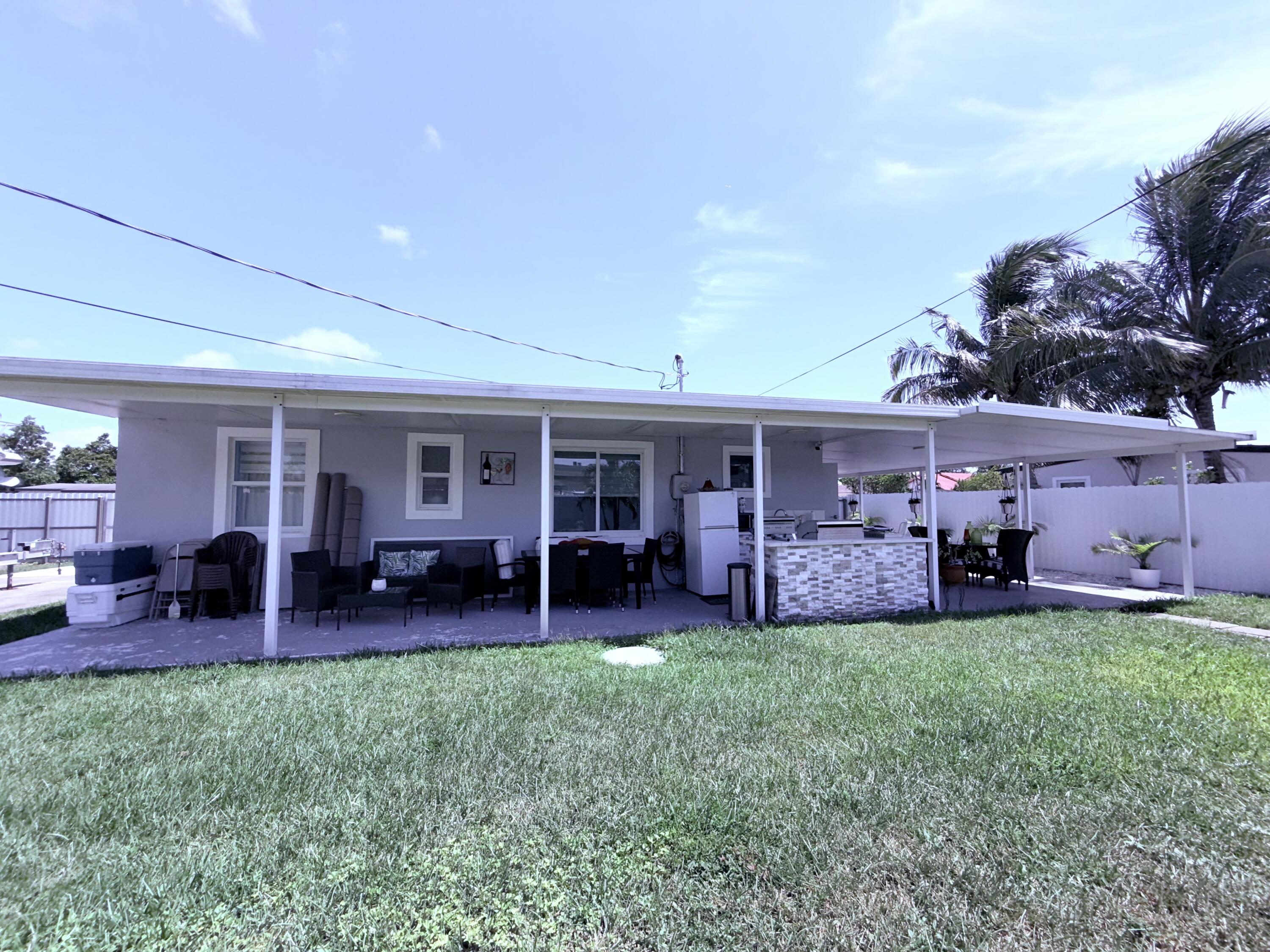 9235 Southwest 41st Street Miami, FL 33165 - Photo 49 of 63 IMG_7973