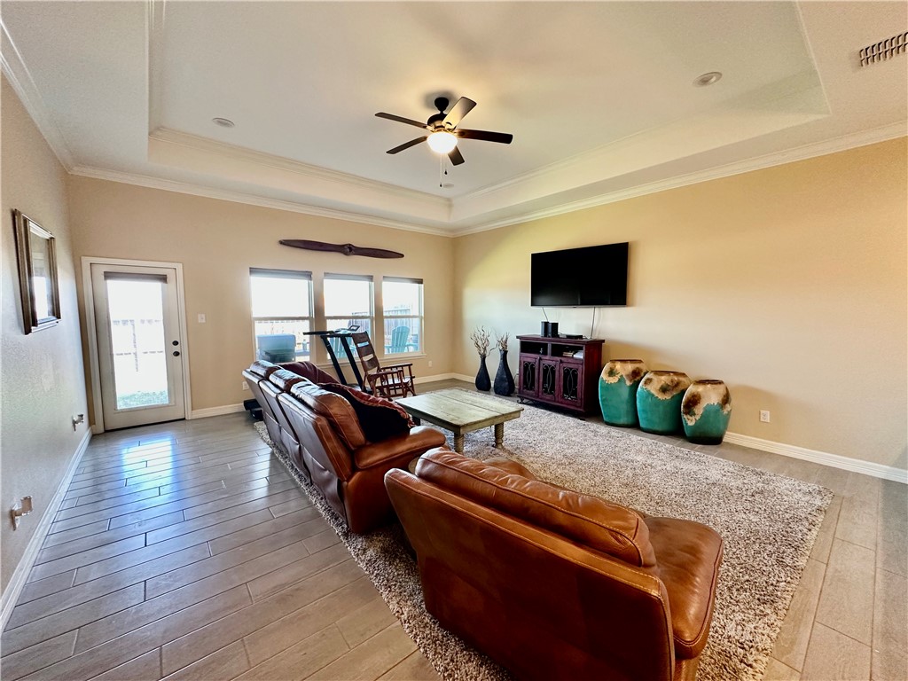 5434 Neela Corpus Christi, TX 78413 - Photo 3 of 31 a living room with furniture and a flat screen tv