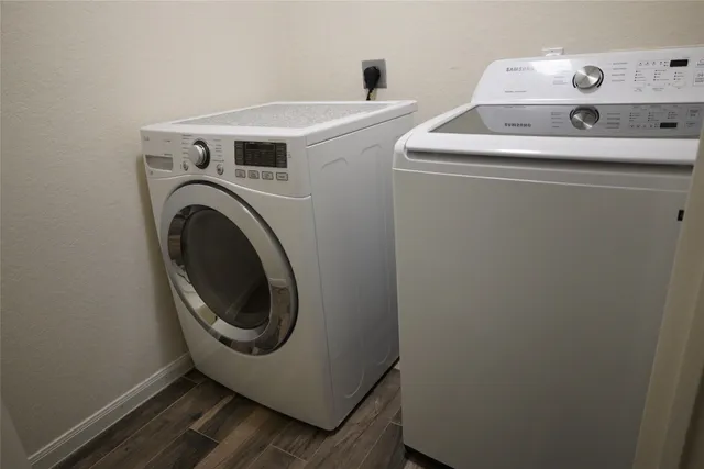 $2,600 | 130 South Veranda Ridge Drive, The Woodlands, TX 77382