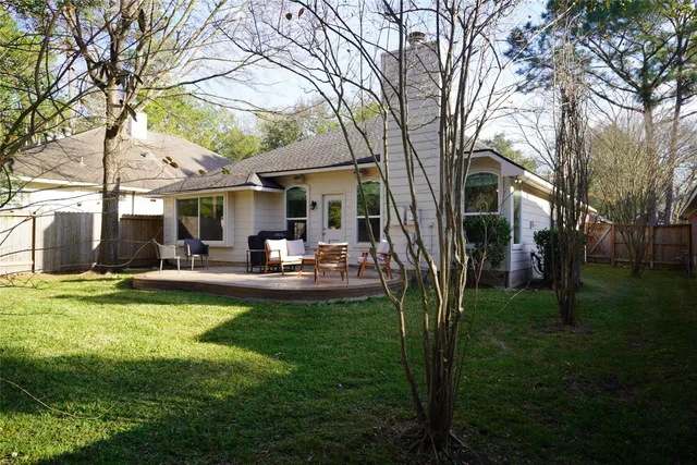 $2,600 | 130 South Veranda Ridge Drive, The Woodlands, TX 77382