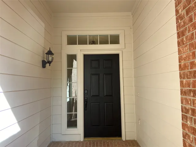 $2,600 | 130 South Veranda Ridge Drive, The Woodlands, TX 77382