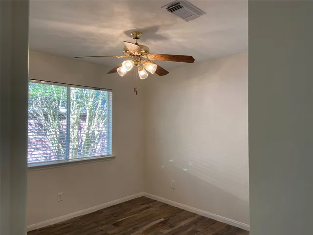 $2,600 | 130 South Veranda Ridge Drive, The Woodlands, TX 77382