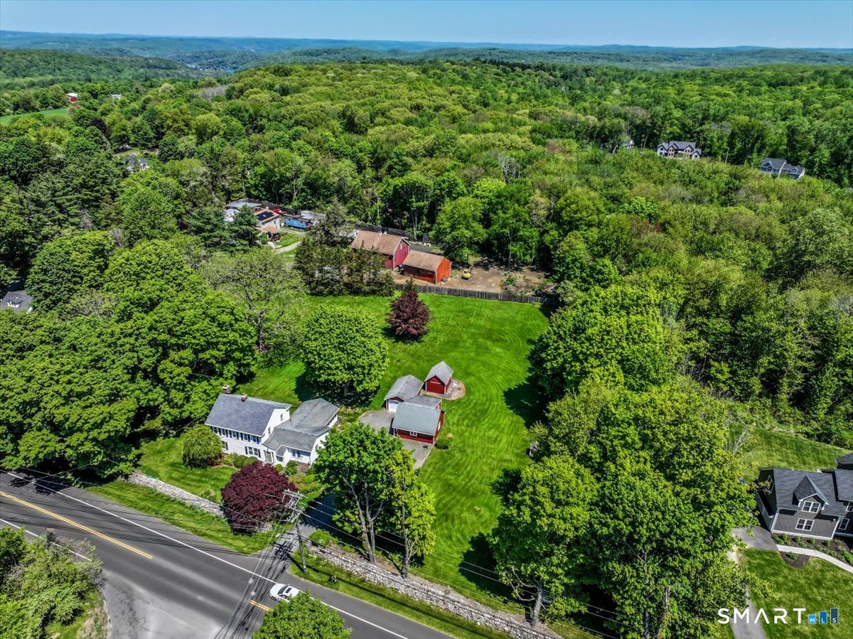 199 Berkshire Road Newtown, CT 06482 - Photo 35 of 40