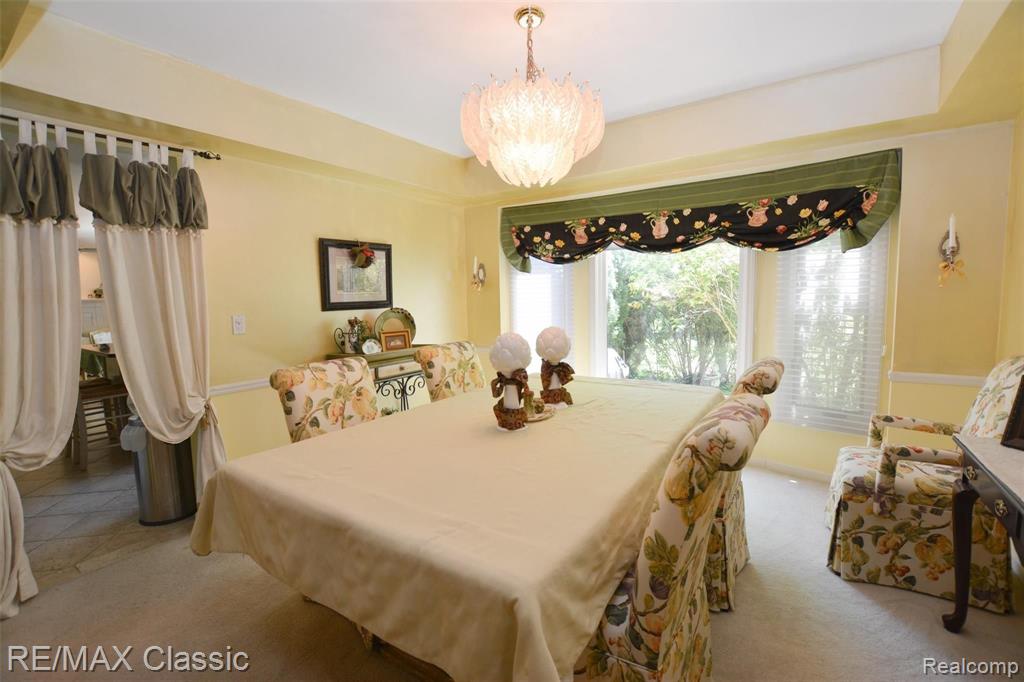 24321 Woodham Road Novi, MI 48374 - Photo 8 of 45