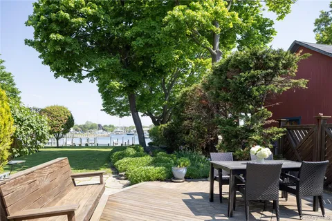 $2,400,000 | 168 Sterling Street, Greenport, NY 11944