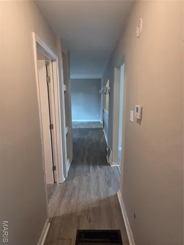 $117,500 | 945 Edgehill Drive, Ferguson, MO 63135