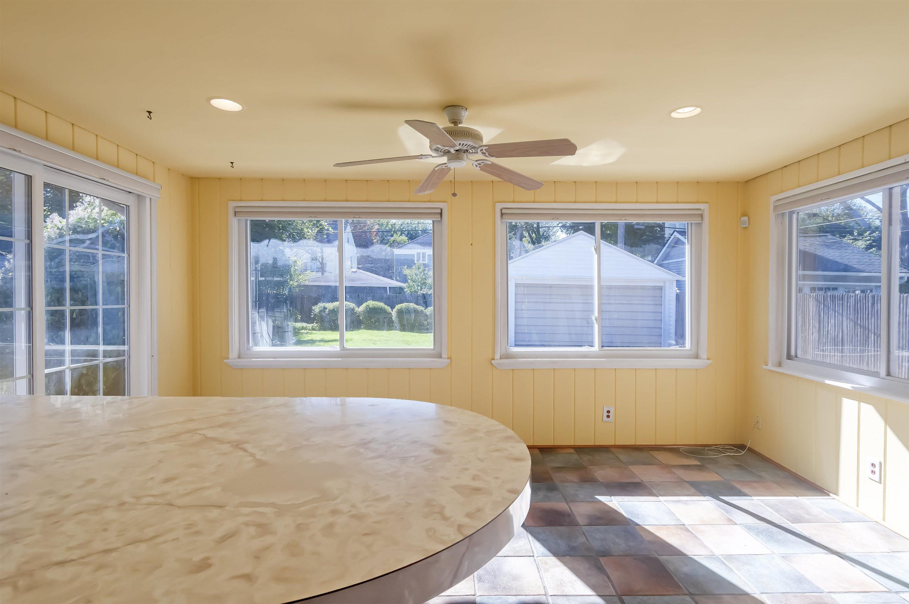 1229 Cadieux Road Grosse Pointe Park, MI 48230 - Photo 16 of 42