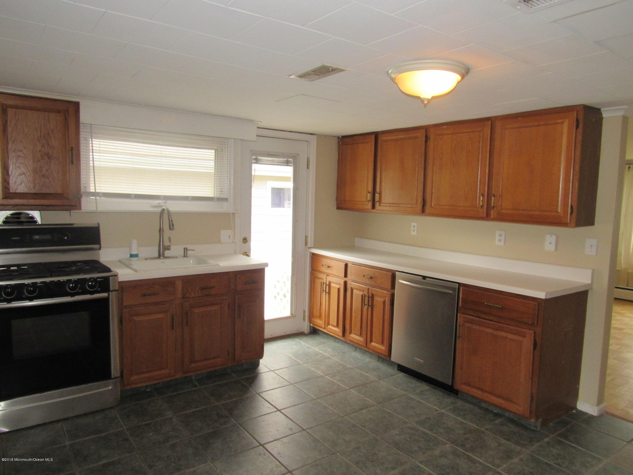 1316 Squirrel Road Wall, NJ 07719 - Photo 5 of 11 IMG_6477